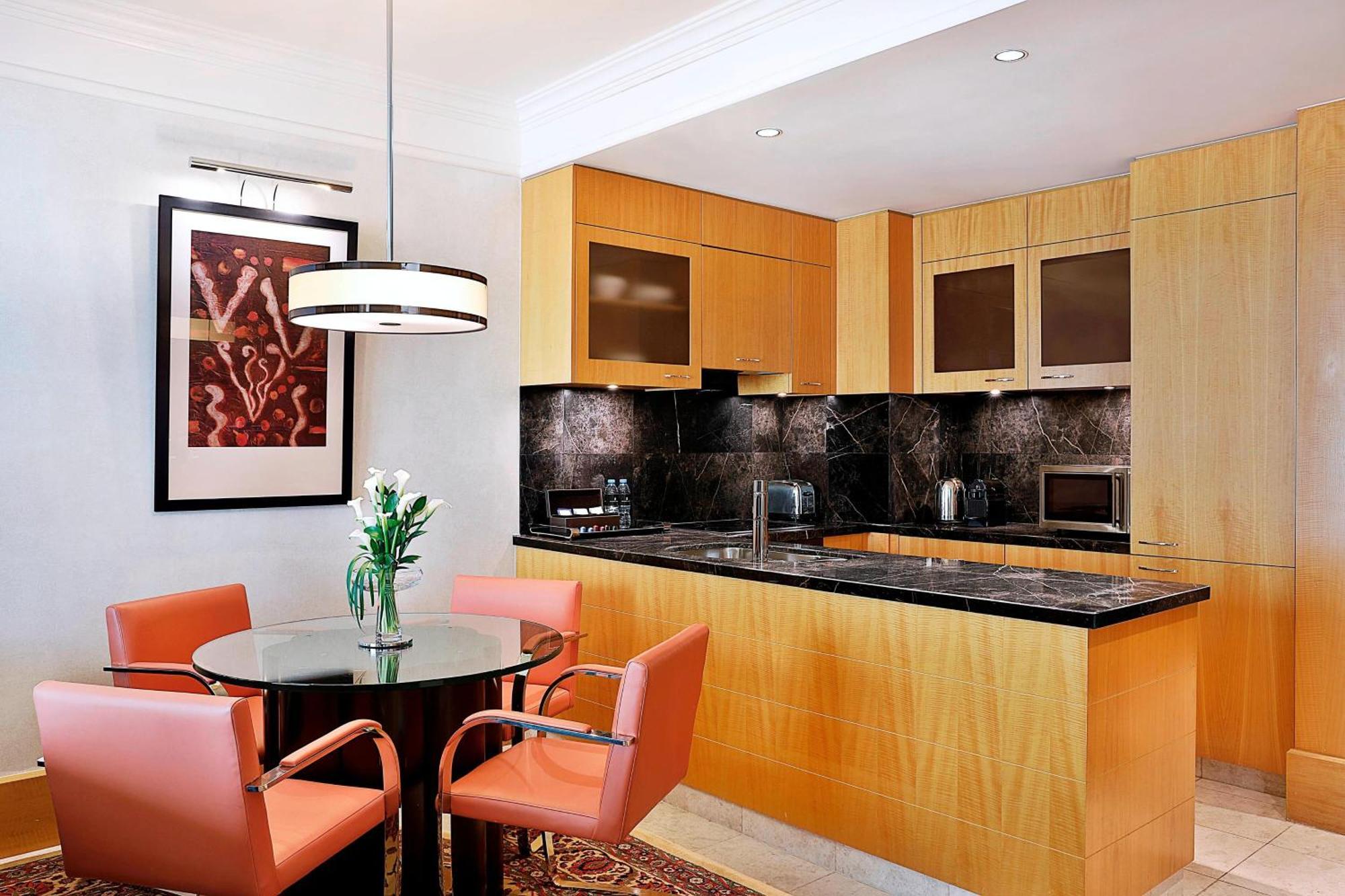 Ritz Carlton Residences Difc Downtown 5*